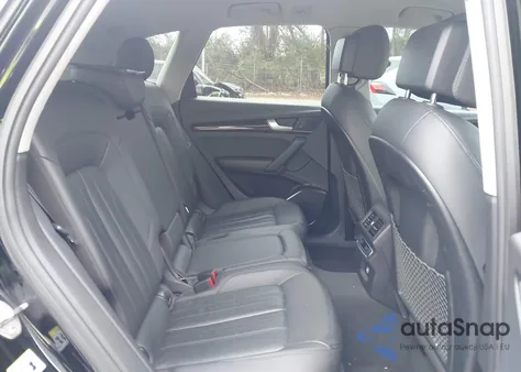 2020 Audi Q5 Premium 45 Tfsi Quattro S Tronic/Titanium Premium 45 Tfsi Quattro S Tronic из США, поврежденный, VIN WA1ANAFY5L2043471